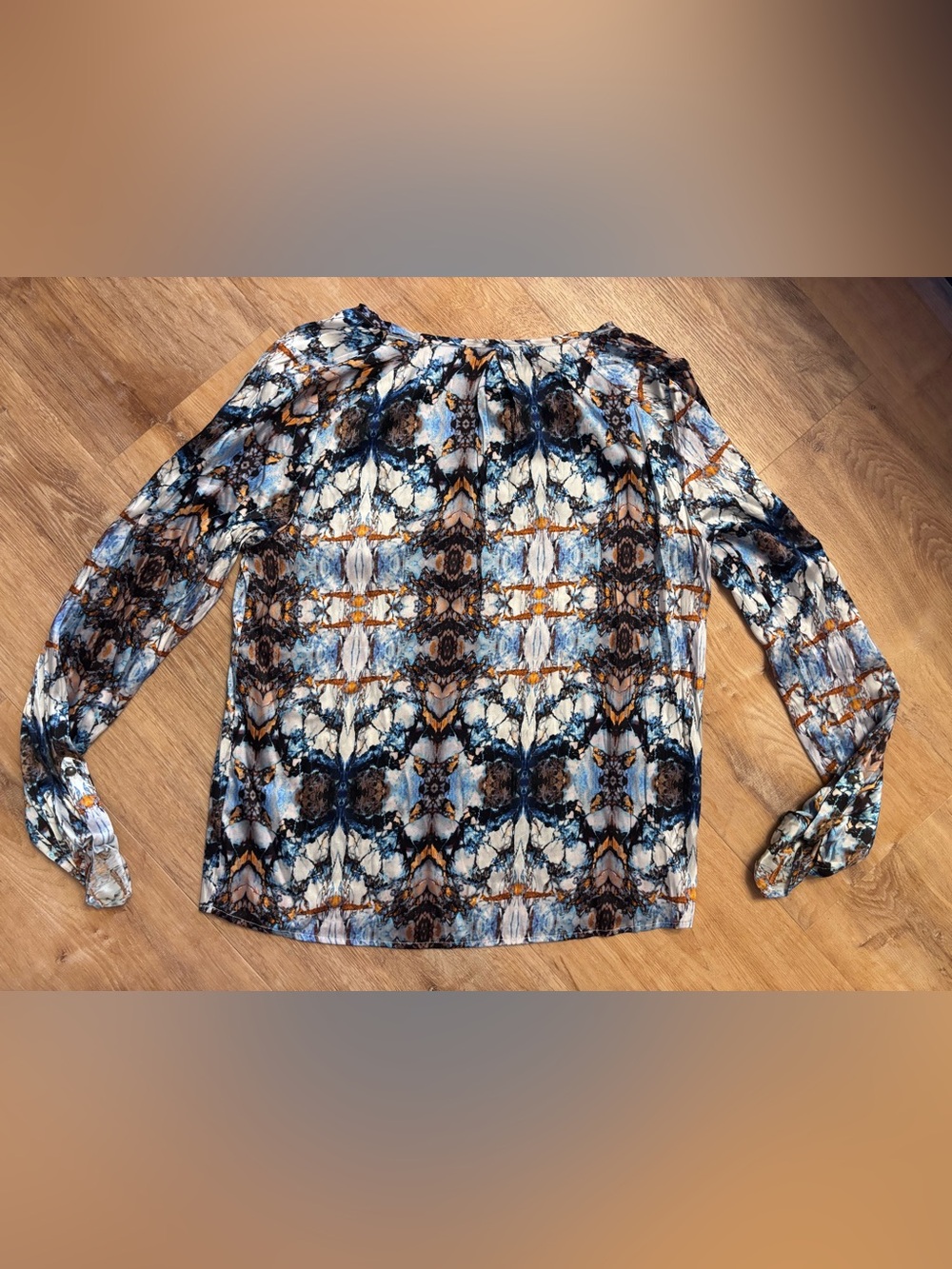 dea kudibal Geometric Silk Blend Blouse Size Small Like New - Picture 6 of 16